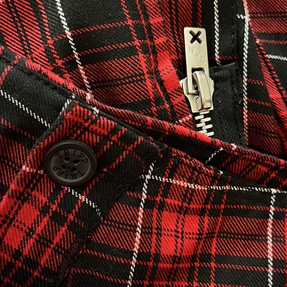 Down from $240TRIPP midi skirt plaid w/pockets, snaps, zippers, pleats, grommets - Picture 16 of 16